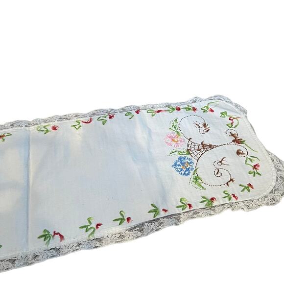 Vintage Handsewn Embroidered Floral Dresser Scarf Table Runner - Picture 13 of 13